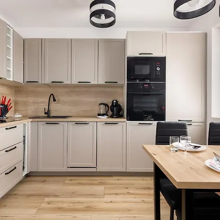 Pet Friendly Gorna 31 By Renters